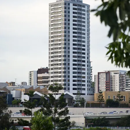Park Regis North Quay Aparthotel 4*