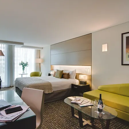 Point Hotel 5*