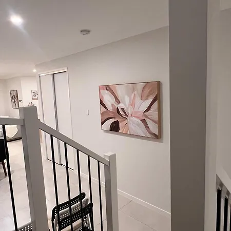 Designer Southside Retreat 4 Bedroom House * Brisbane