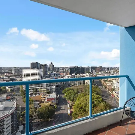 The M On Queen Street Apartment *