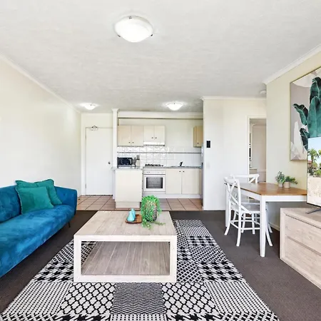 Apartment Inner-city 1-bed With Pool & *