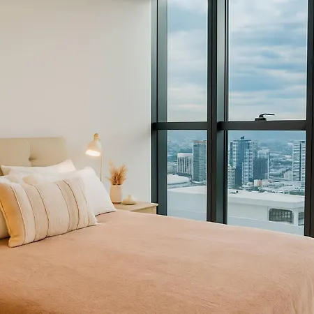 2bedroom Gleaming Riverfront - View Free Carpark * Brisbane