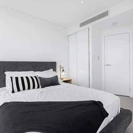 Apartment Gorgeous Views 2br2b Free Parking Pool Gym Brisbane