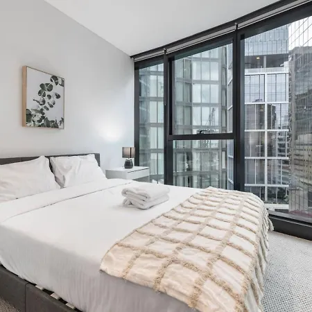 Apartment Retreat Stylish Design With Pool And Views *