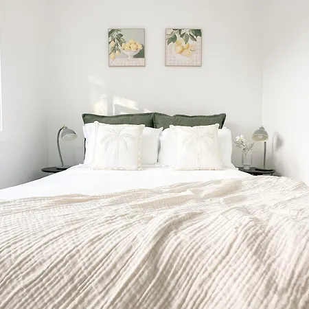 Apartment Mi Casa Su Casa - 2br Sleeps 6 - Free Parking - Cbd