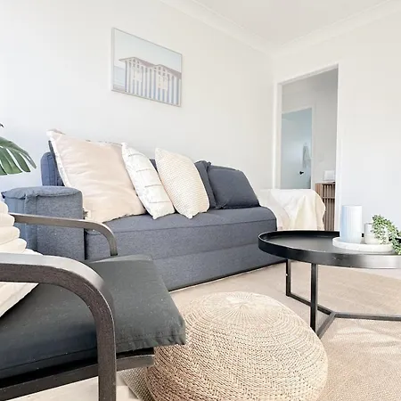 Mi Casa Su Casa - 2br Sleeps 6 - Free Parking - Cbd Apartment *
