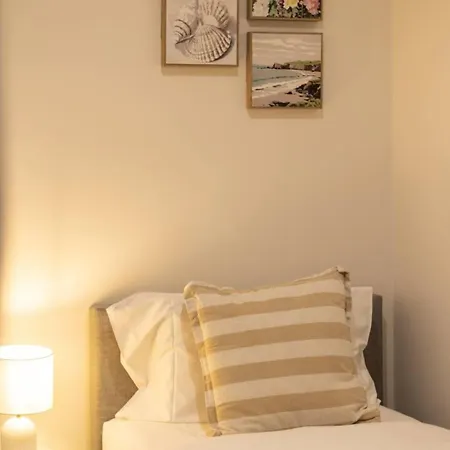 1 Min Walk To Mall Modern With Balcony And Pool * Brisbane