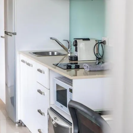 C Woolloongabba Apartment *
