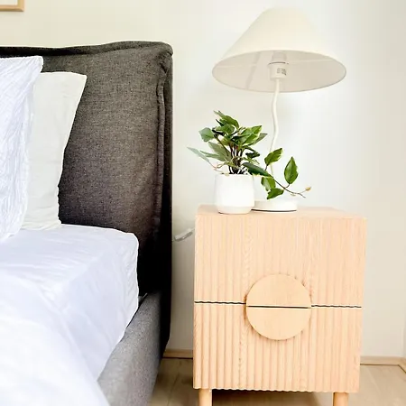 Mi Casa Su Casa - 2br Sleeps 6 - Free Parking - Cbd Apartment