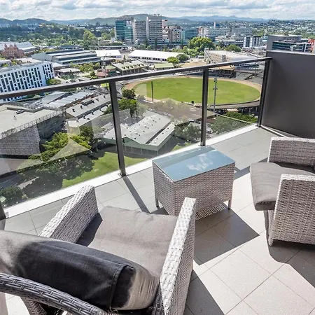 Apartment Bright Bowen Hills Apartment, Close To Life Brisbane