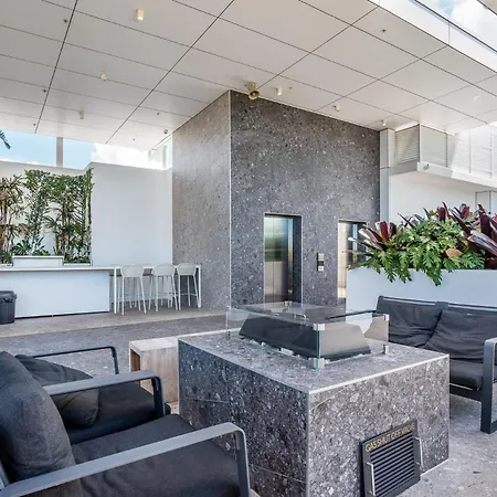 Bright Bowen Hills Apartment, Close To Life Apartment Brisbane
