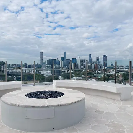 Apartment View Retreat 2br 2ba Sofa Bed Free Parking Brisbane
