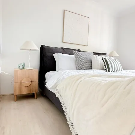 Mi Casa Su Casa - 2br Sleeps 6 - Free Parking - Cbd Apartment Brisbane