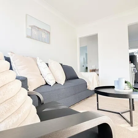 Apartment Mi Casa Su Casa - 2br Sleeps 6 - Free Parking - Cbd *