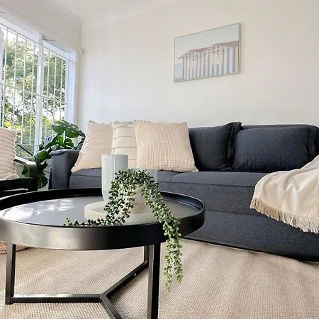 Apartment Mi Casa Su Casa - 2br Sleeps 6 - Free Parking - Cbd