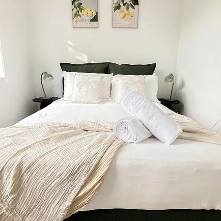 Apartment Mi Casa Su Casa - 2br Sleeps 6 - Free Parking - Cbd *