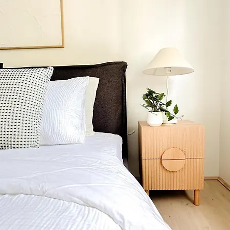 Mi Casa Su Casa - 2br Sleeps 6 - Free Parking - Cbd *