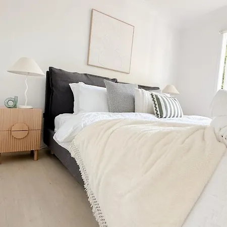 Mi Casa Su Casa - 2br Sleeps 6 - Free Parking - Cbd Apartment