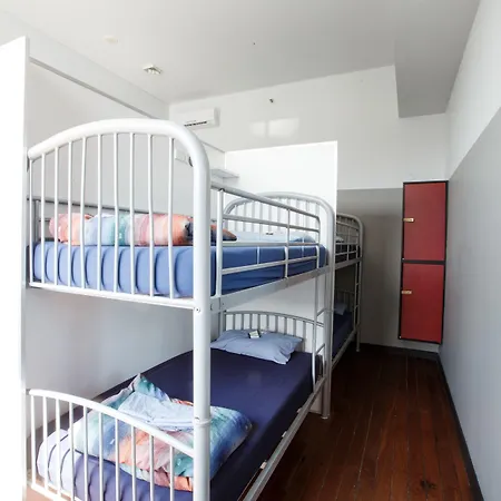 Bunk * Brisbane