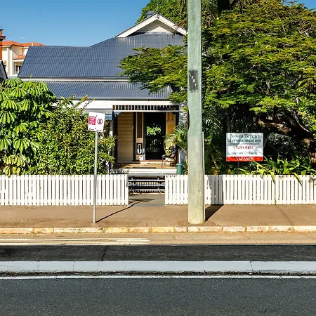 Bowen Terrace Motel 3*