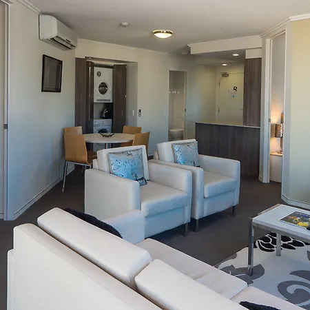 Aparthotel The Capitol 4*