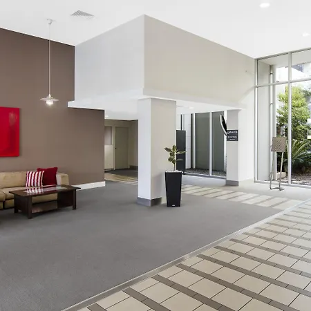 Aparthotel Oaks Mews 4*