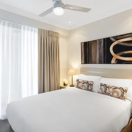 Aparthotel Oaks Mews 4*