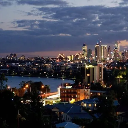 Kingsford Riverside