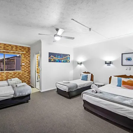 Airport Clayfield Motel 4*