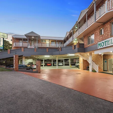 Airport Clayfield