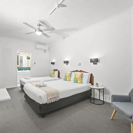 Airport Clayfield 4*