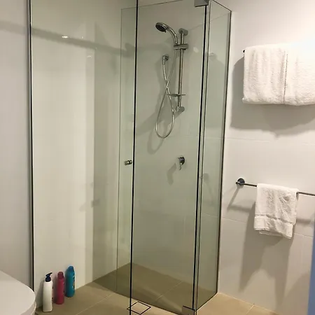 Apartment Minimalist Escape 31506-2 Brisbane