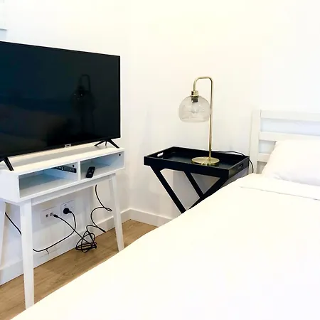Minimalist Escape 31506-2