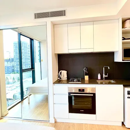 Minimalist Escape 31506-2 Apartment *