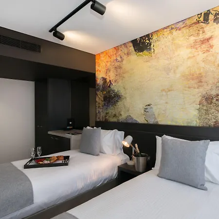 Kennigo Brisbane, Independent Collection By Evt 4*
