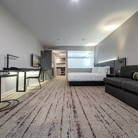 Courtyard By Marriott South Bank Hotel