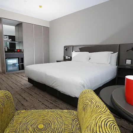Courtyard By Marriott South Bank Hotel