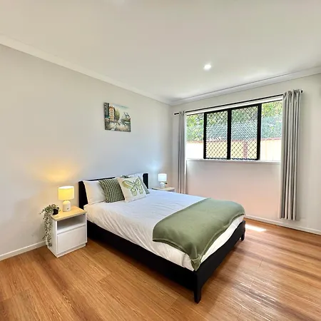 Private Ground-floor Retreat With 2 Ensuite *