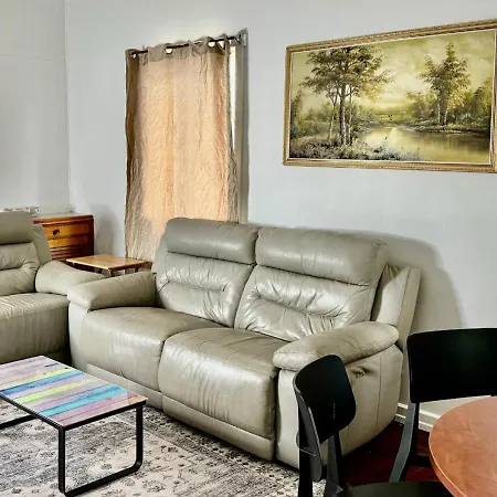 Holiday home Budget-friendly Chermside Near Westfield *