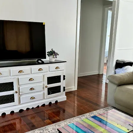 Holiday home Budget-friendly Chermside Near Westfield *
