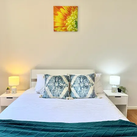 Holiday home Private Ground-floor Retreat With 2 Ensuite *