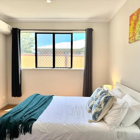 Holiday home Private Ground-floor Retreat With 2 Ensuite Brisbane