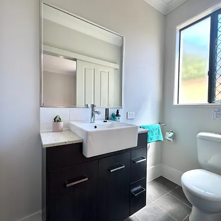 Private Ground-floor Retreat With 2 Ensuite *