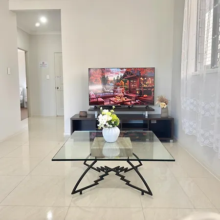 Holiday home Private Ground-floor Retreat With 2 Ensuite