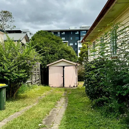 Holiday home Budget-friendly Chermside Near Westfield *
