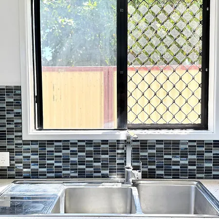 Private Ground-floor Retreat With 2 Ensuite Holiday home *
