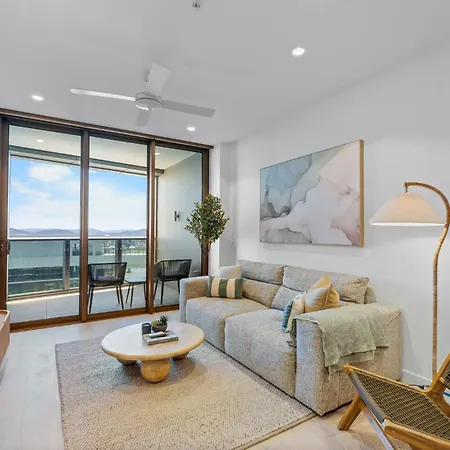The Skyline - Brand New Queens Wharf Japandi 2br With Pool And Gym *