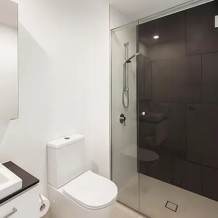 The Winn Fortitude Valley Apartment *