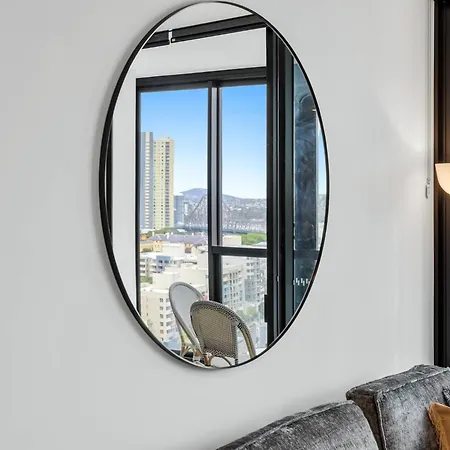 Premium 2br Valley Parking Free Brisbane