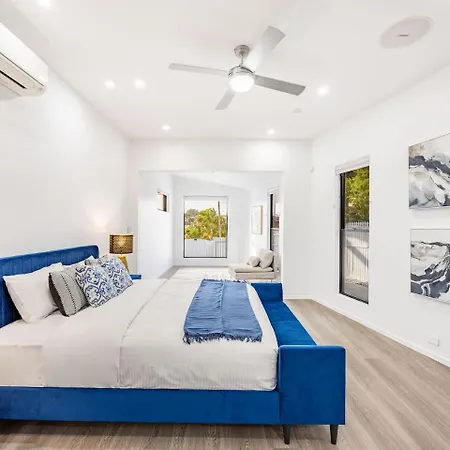Sunnybank Hills Retreat 4br With Pool And Backyard Holiday home Brisbane